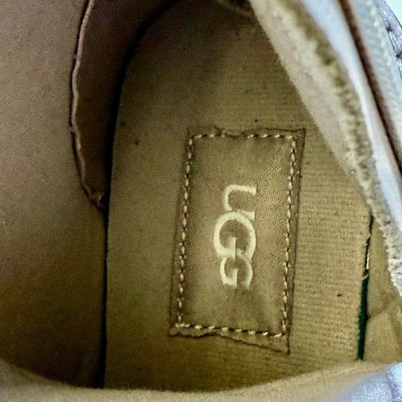 UGG GIRLS K RYANN BOOTS 1153522K PATENT LEATHER LACE-UP & ZIP LAVENDER SIZE 2 - Picture 7 of 9